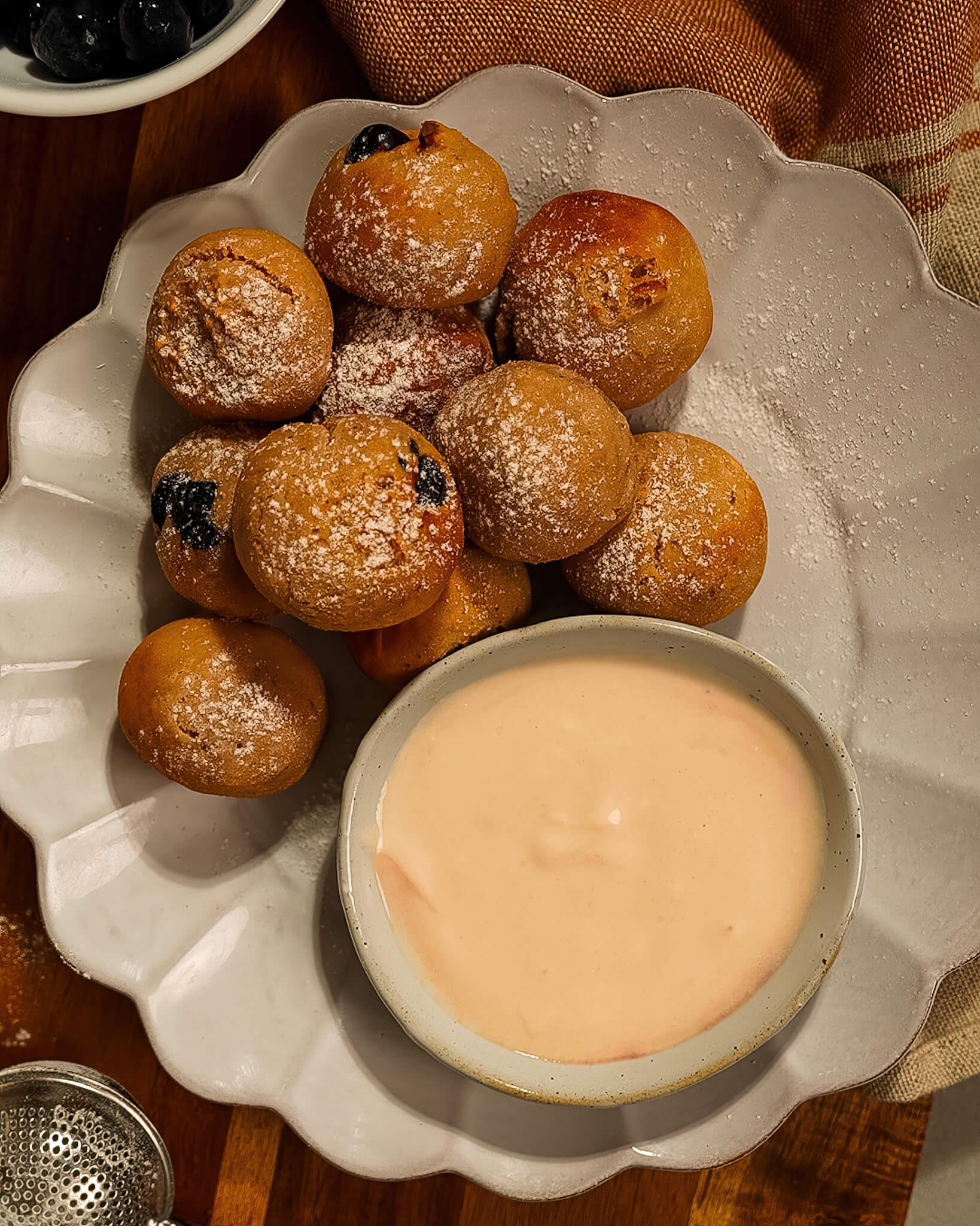 Blueberry Donut Holes - Nuzest UK