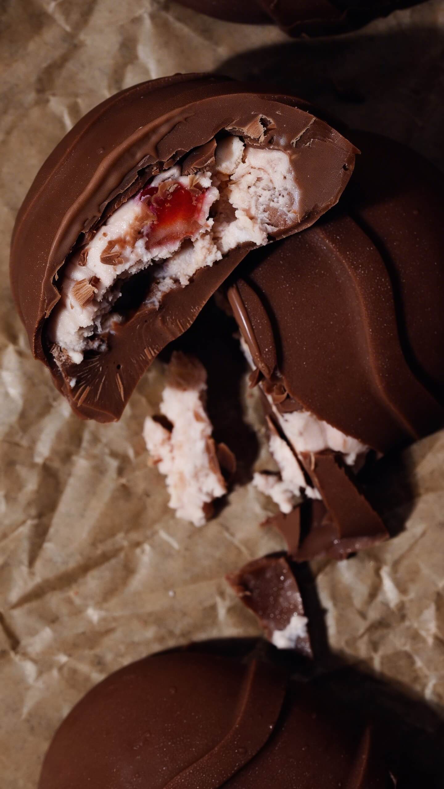 Strawberry Cheesecake Easter Eggs - Nuzest UK