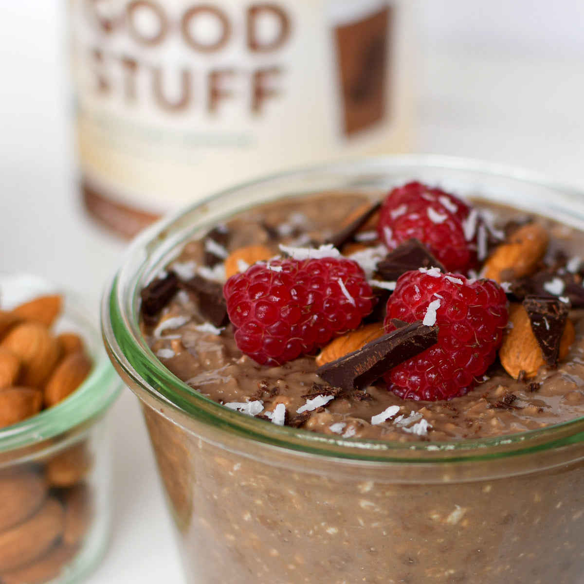 Chocolate Overnight Oats - Nuzest UK
