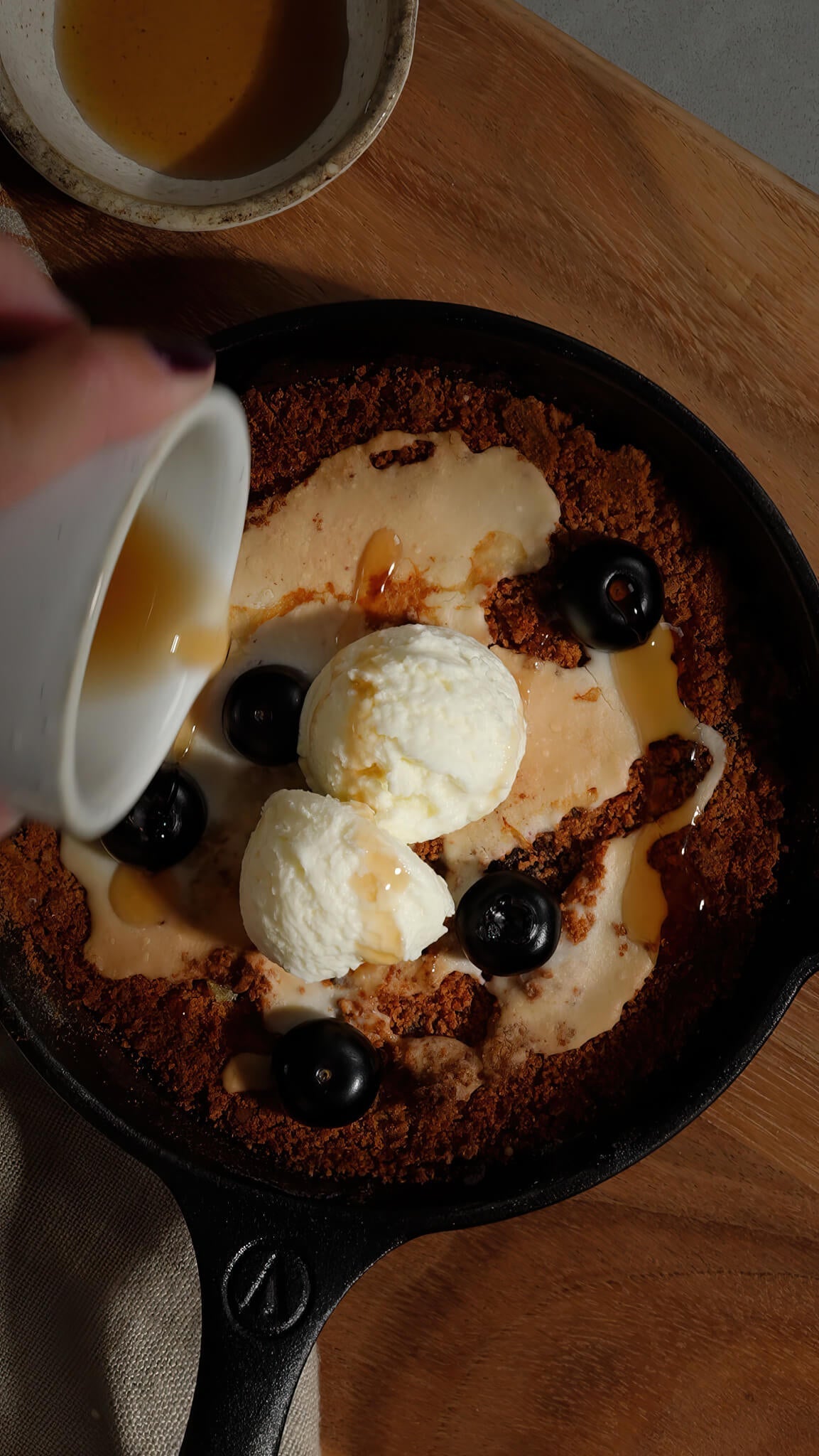 Easy Blueberry Cobbler - Nuzest UK