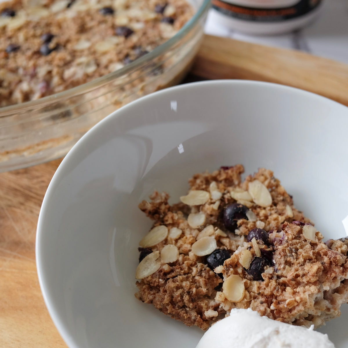 Vanilla and Blueberry Baked Oats - Nuzest UK