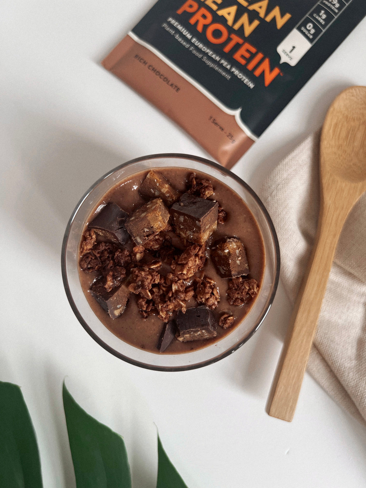 Chocolate Loaded Smoothie - Nuzest UK
