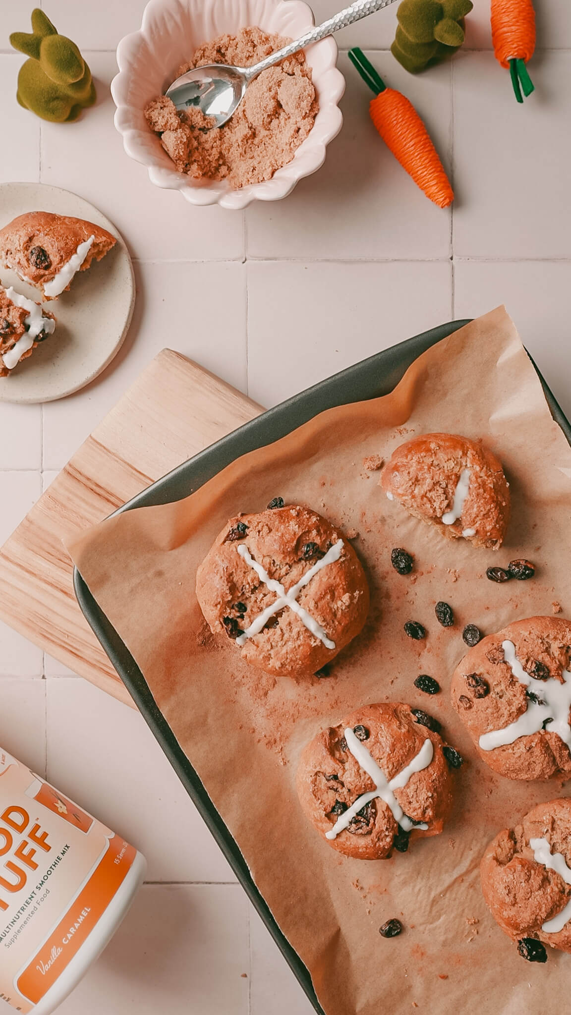 Vanilla Caramel Hot Cross Buns - Nuzest UK