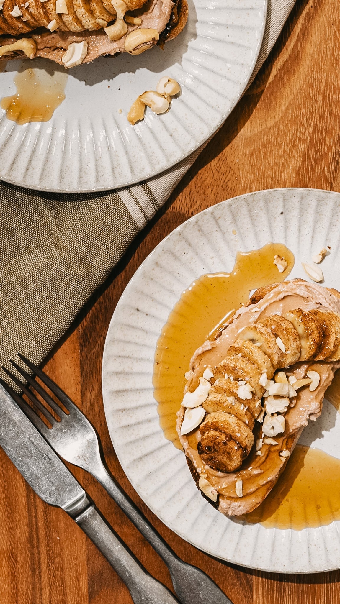 Sticky Date Protein Toast - Nuzest UK